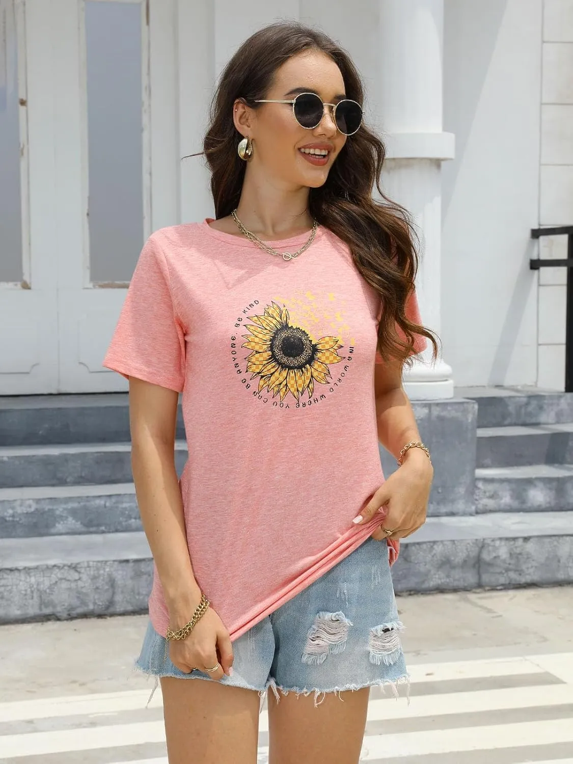 EADINVE Women's Short Sleeve Crew Neck Sunflower Graphic Printed Summer Tee Vintage T Shirt Cotton Tops Novelty Cool Shirt