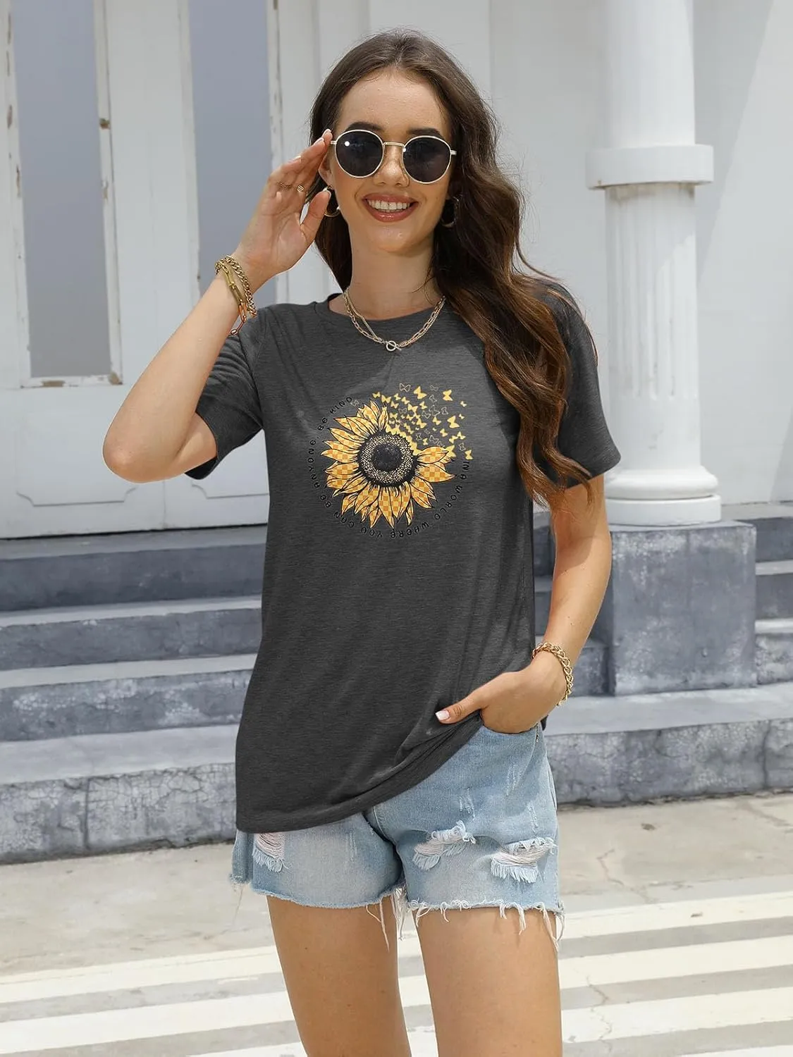 EADINVE Women's Short Sleeve Crew Neck Sunflower Graphic Printed Summer Tee Vintage T Shirt Cotton Tops Novelty Cool Shirt