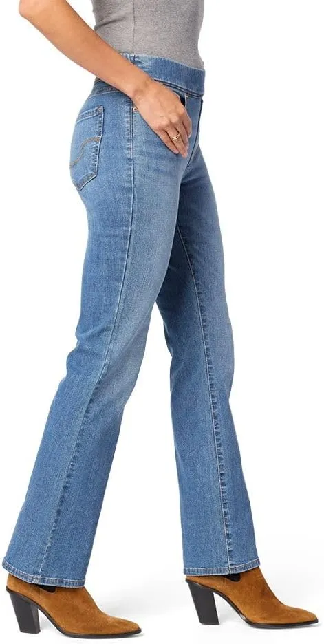 Levi Strauss Signature Gold Women's Totally Shaping Pull-on Bootcut (Also Available in Plus Size)